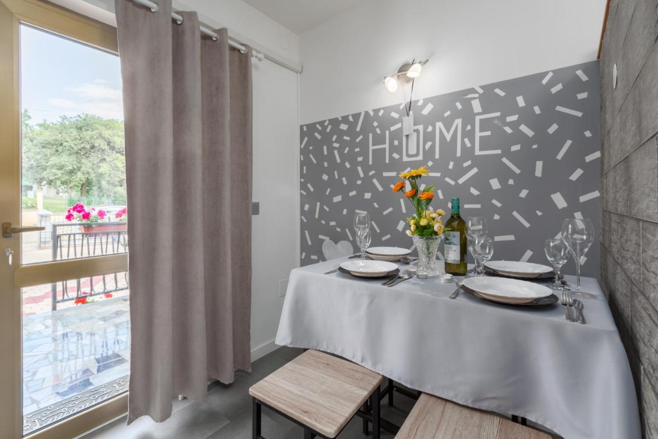 Apartment 50 Shades Of Grey Poreč Buitenkant foto